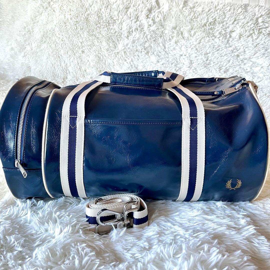 FRED PERRY フレッドペリー ボストンバッグ ドラムバッグ ネイビー