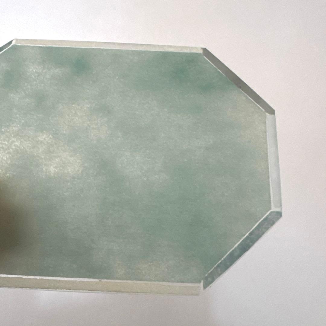 ガラス作家　八木麻子　ガラスプレート　ライトグリーン　octagon