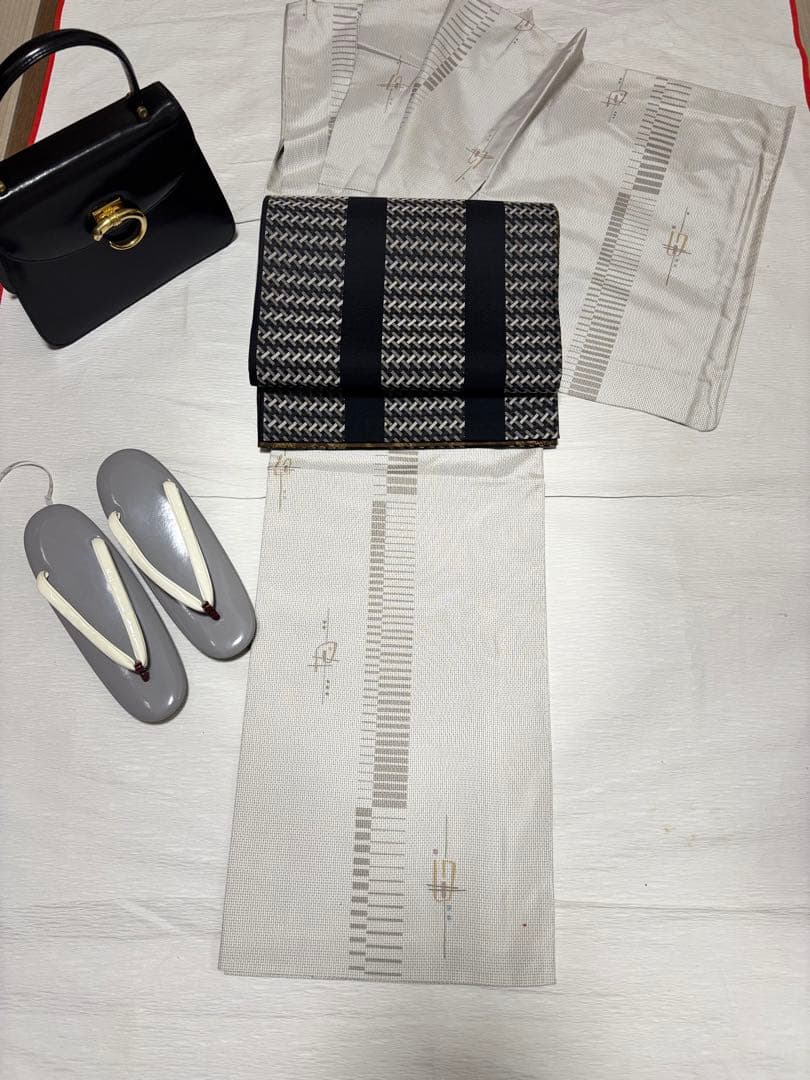 さくらんぼ　単衣　大島小紋　未使用品と帯