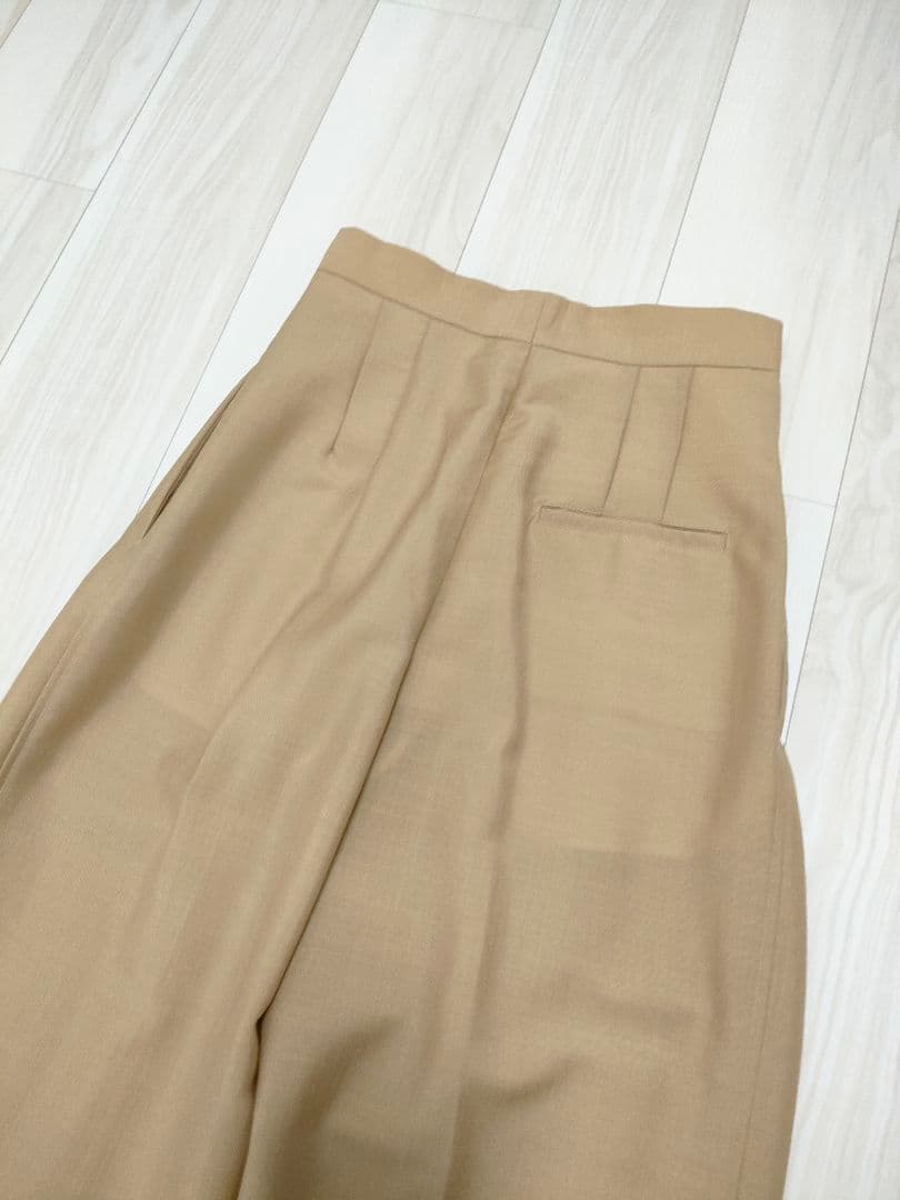 美品☆　セリーヌ　CELINE ハイウエストパンツ　ベージュ