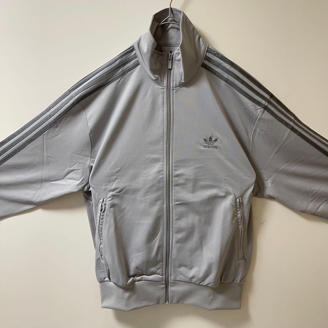 新品M】アディダス刺繍トラックジャケット古着ジャージトップ　灰グレー