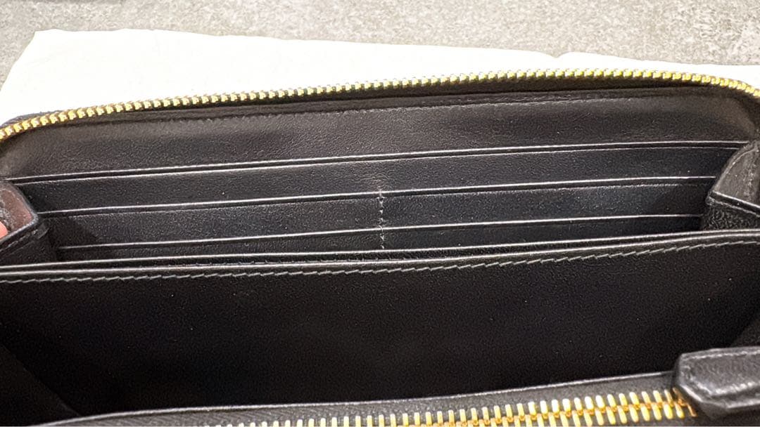 PRADA VITELLO MOVEＩブラック長財布