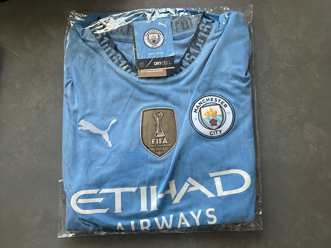 【新品、未使用】マンチェスター・シティ 2024/25 ホームユニフォーム