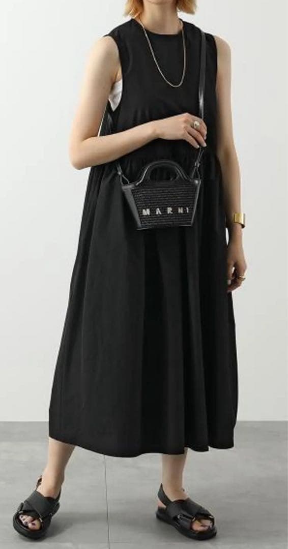 【新品 未使用】ＭＡＲＮＩマルニ トロピカリア ラフィア　ブラック00N99