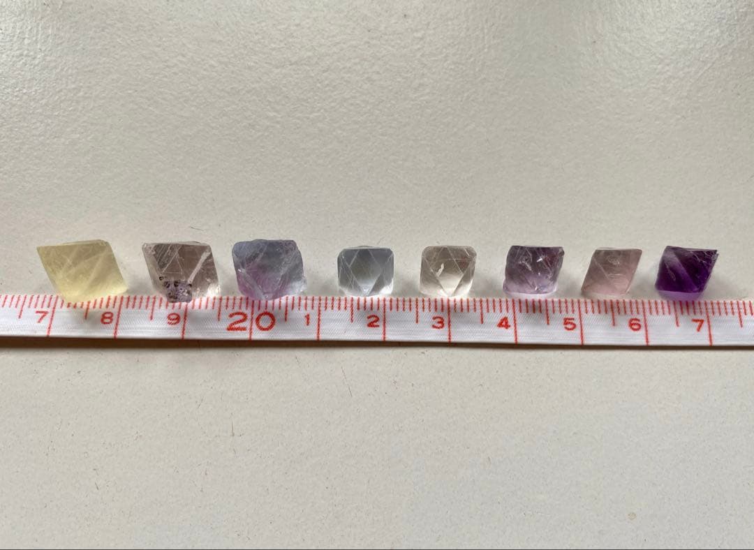 八面体 フローライト　ビンガム産　イリノイ産　12個セット　蛍石　鉱物標本