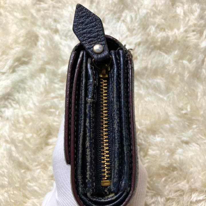 【VivienneWestwood】ヴィヴィアンウエストウッド三つ折り財布・黒