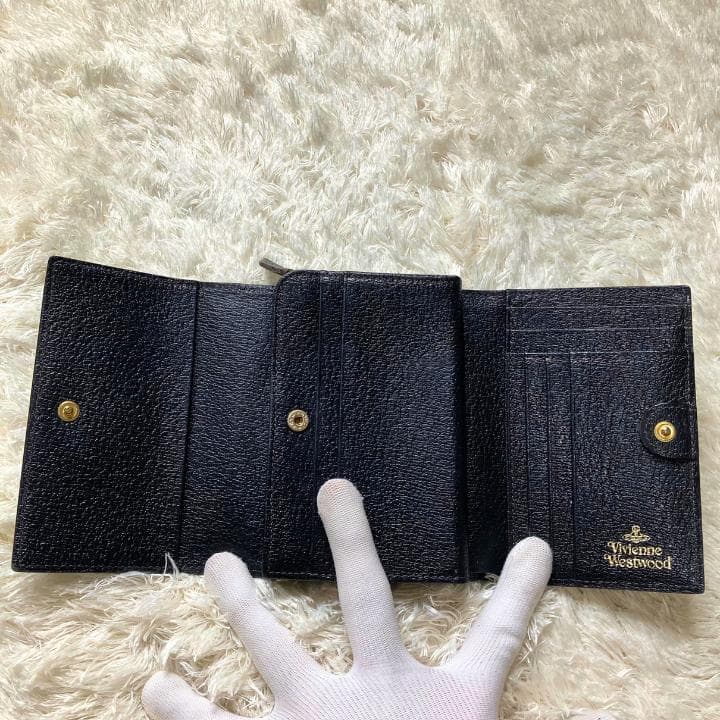【VivienneWestwood】ヴィヴィアンウエストウッド三つ折り財布・黒