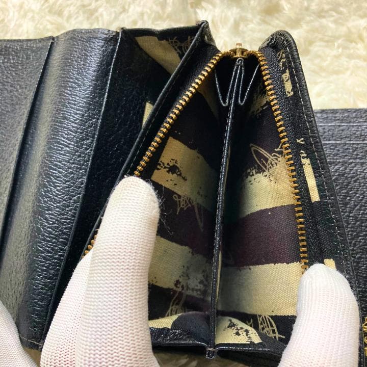 【VivienneWestwood】ヴィヴィアンウエストウッド三つ折り財布・黒