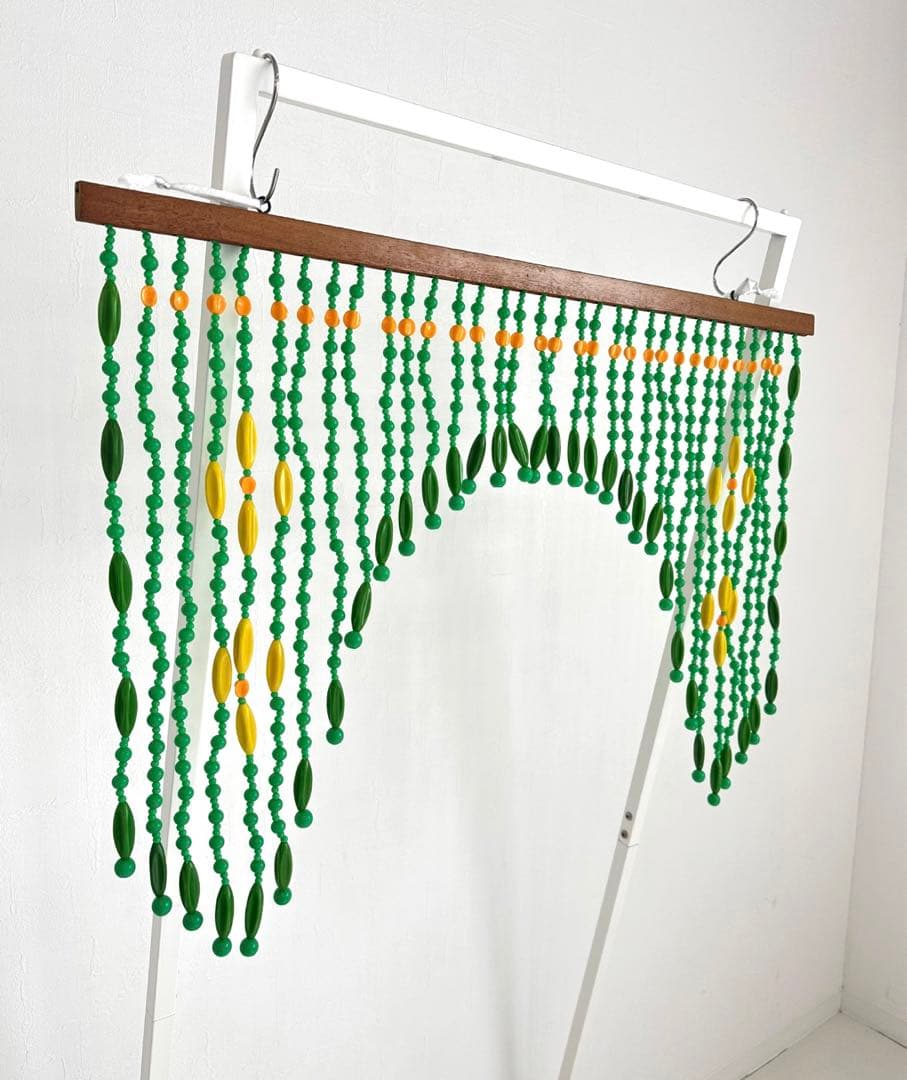 レトロポップ　ビーズカーテン　ビーズのれん　珠のれん　緑　昭和レトロ