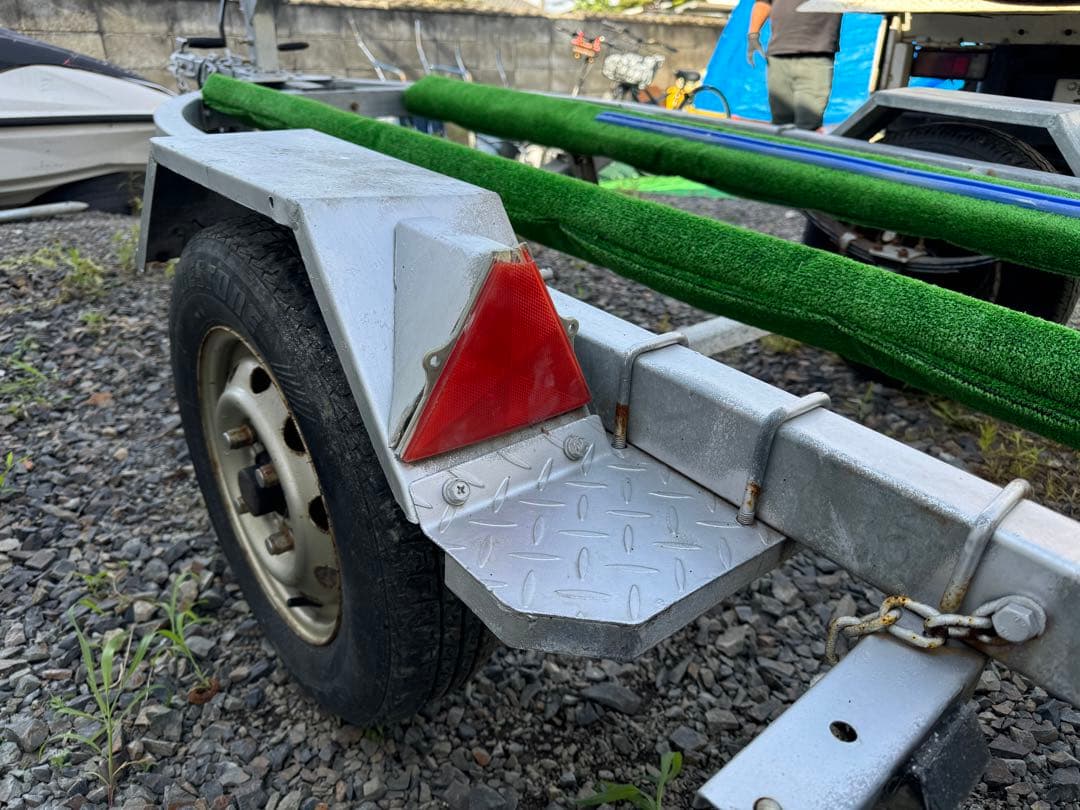 水上バイク　トレーラー