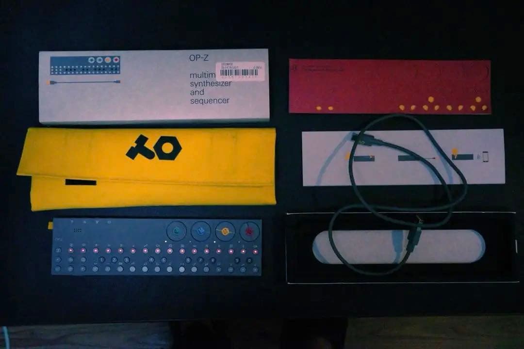 鍵盤楽器 Teenage Engineering OP-Z