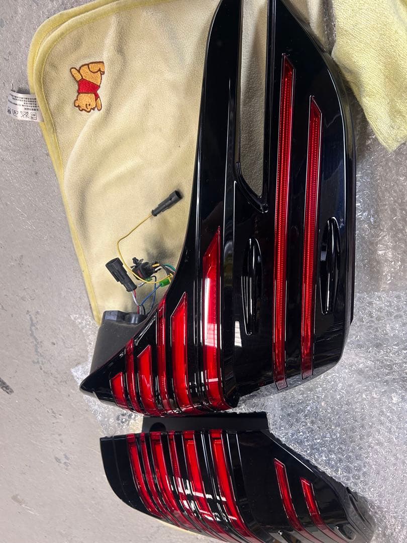 アルファード30前期 バレンティ LEDテールランプ