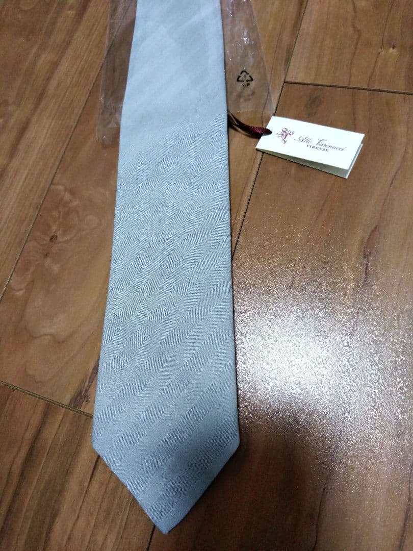 新品 Atto Vannucci アットヴァンヌッチネクタイ グレー sofia