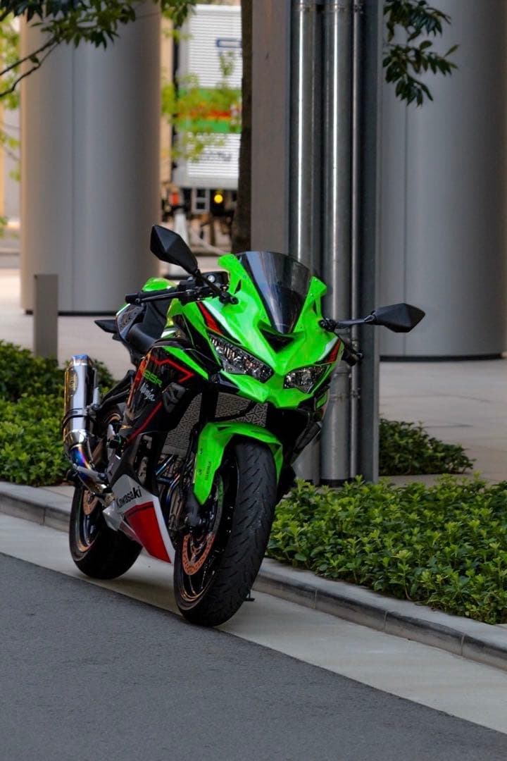 zx25r BEET NASSART フルエキチタンマフラー