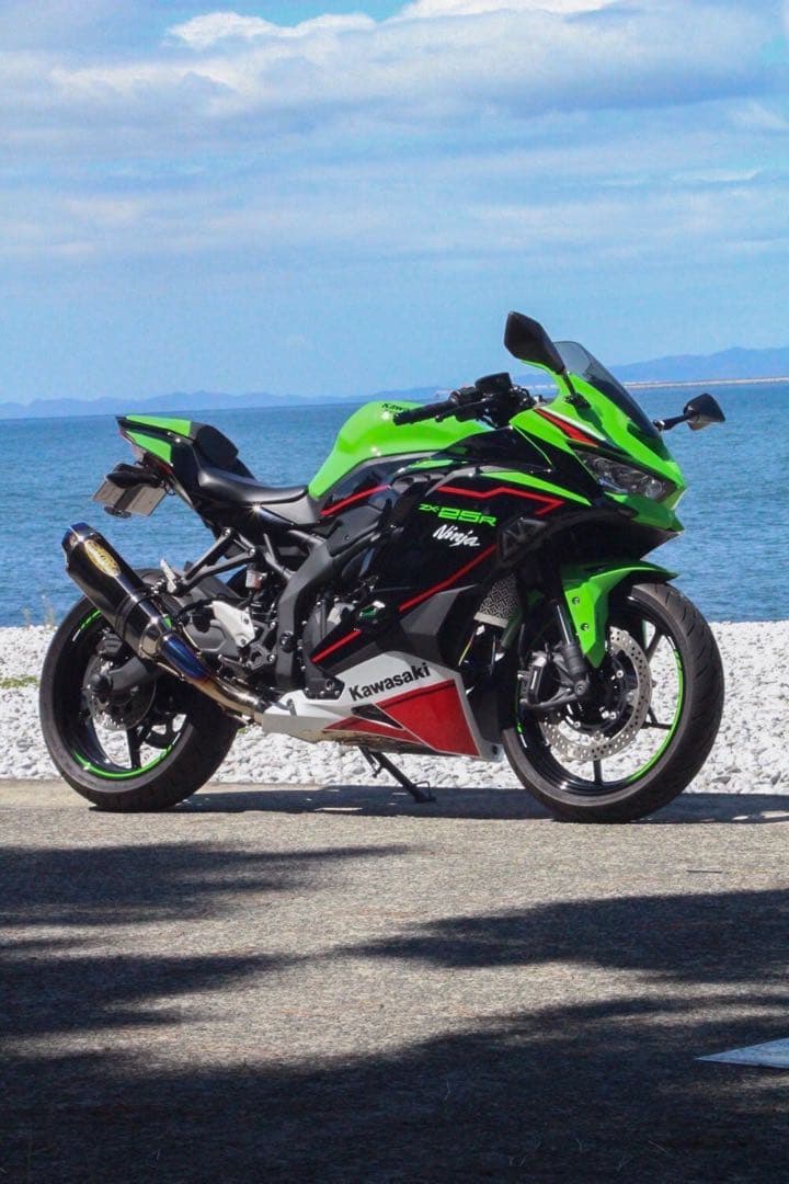 zx25r BEET NASSART フルエキチタンマフラー