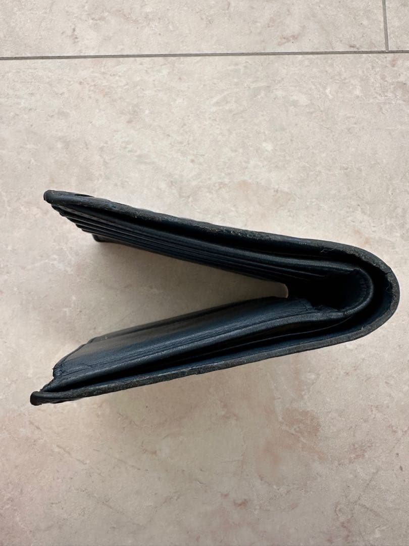 『定番人気』ボッテガ・ヴェネタ イントレチャート 二つ折り財布 正規品　ネイビー