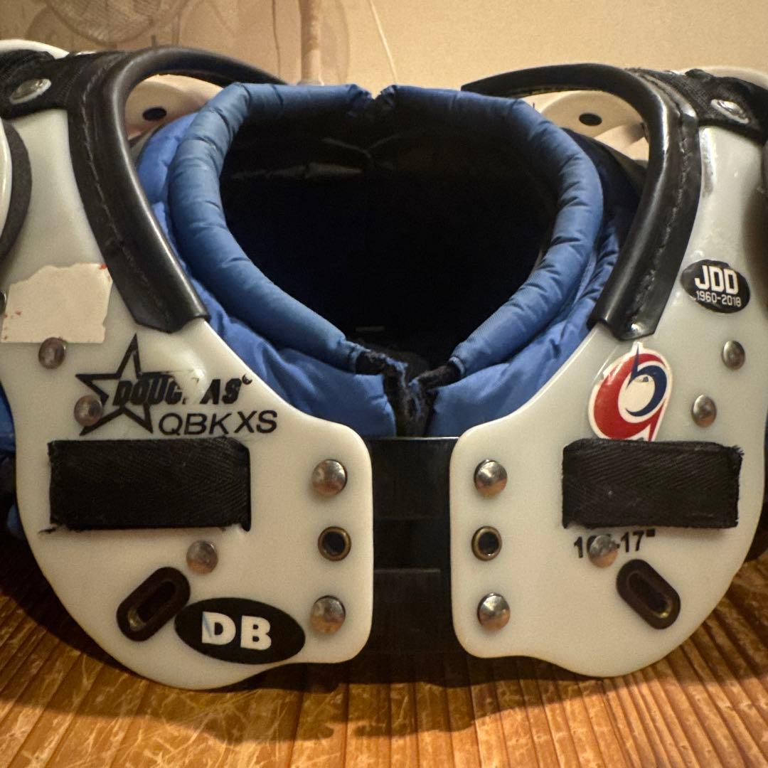 【美品】DOUGLAS QB XS ショルダーパッド XS バックプレート付き