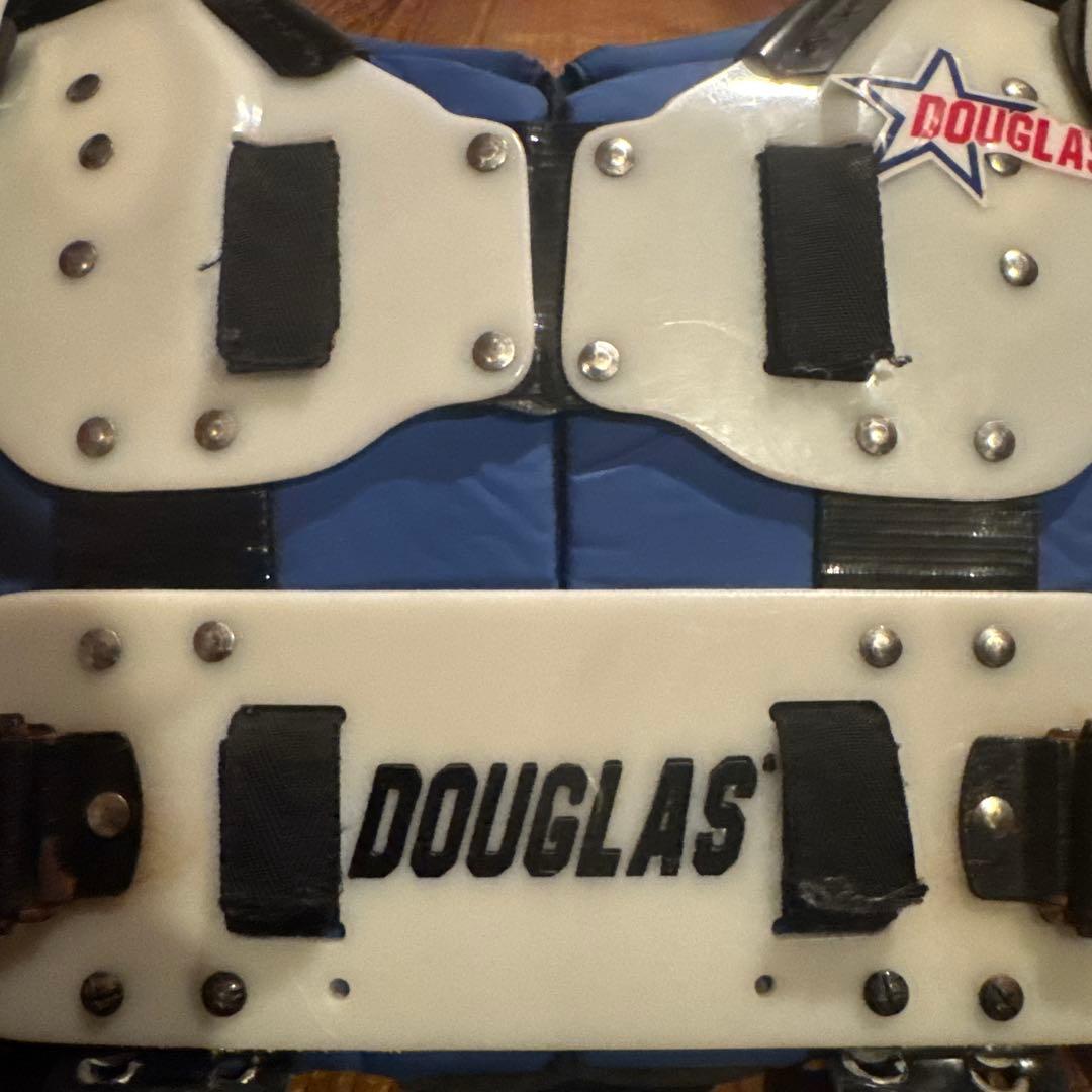 【美品】DOUGLAS QB XS ショルダーパッド XS バックプレート付き