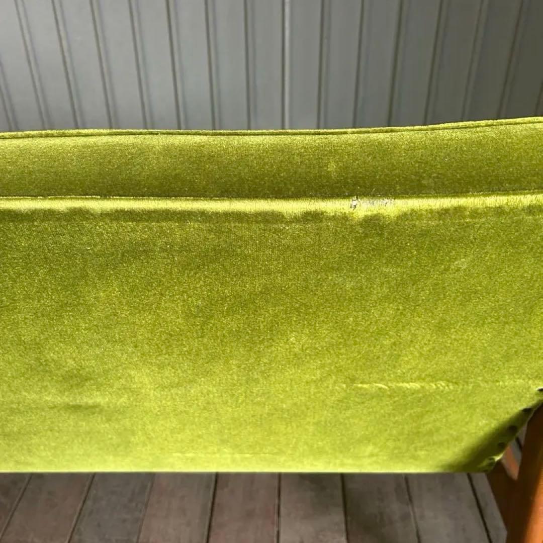 オリーブグリーン ミッドセンチュリーソファ