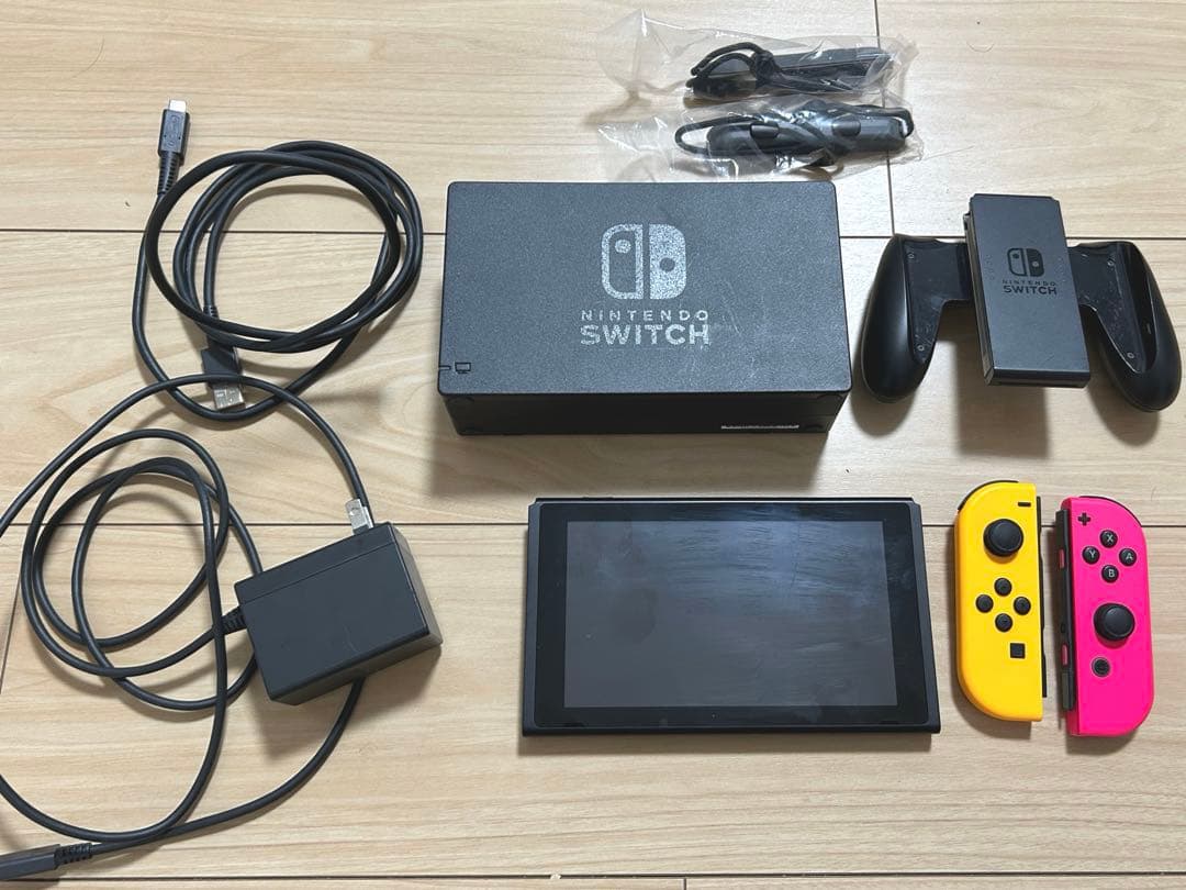 【美品】Nintendo Switch 本体　カラーカスタマイズ　付属品、箱あり