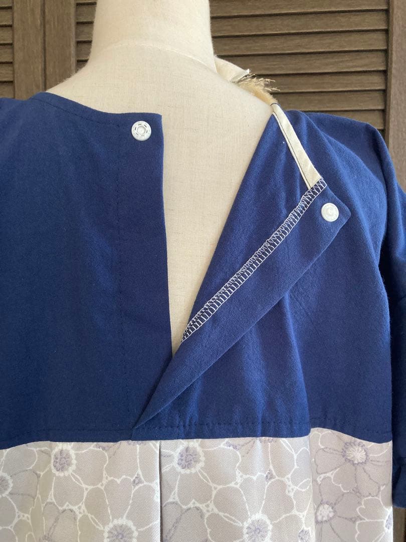 専用　エプロン　割烹着　ハンドメイド　保育士　看護師　介護士