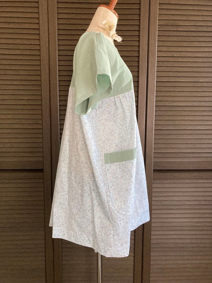 専用　エプロン　割烹着　ハンドメイド　保育士　看護師　介護士