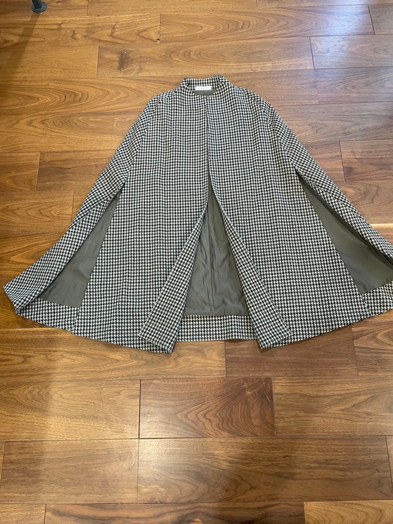 MADISONBLUE ハウンドトゥース ケープコート