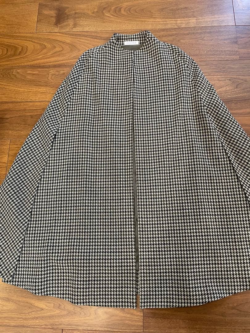 MADISONBLUE ハウンドトゥース ケープコート