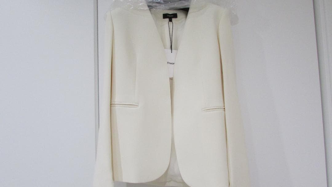 ★最終★新品タグ付　5万　theory　セオリー　ノーカラージャケット　入学式