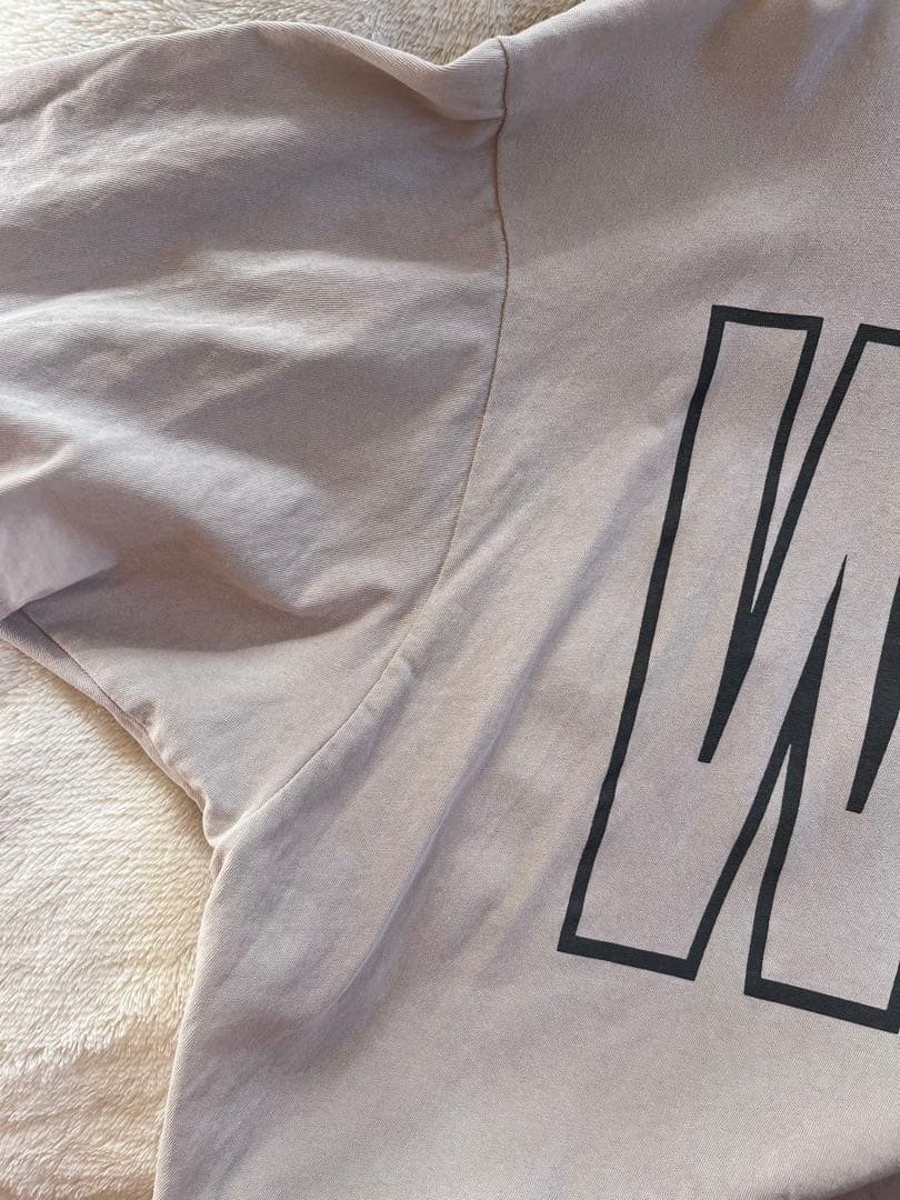 リラックスロゴTシャツ　グレージュ