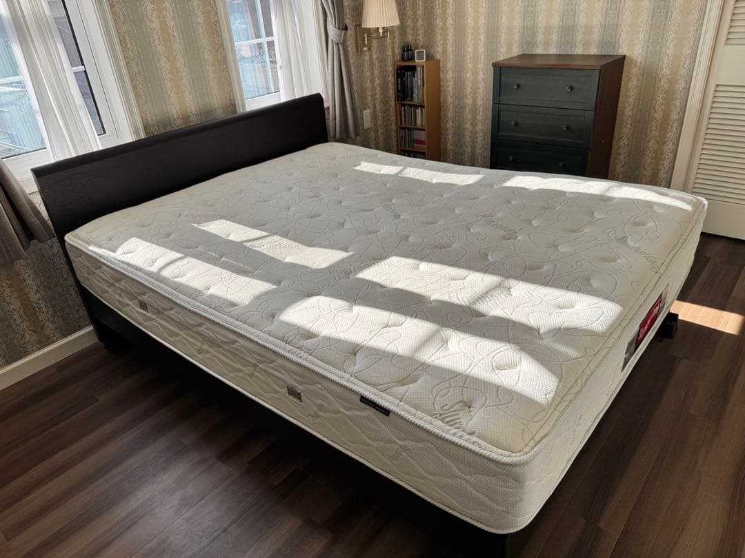 France Bed ベッドフレーム マットレス クイーンサイズ ロータイプ