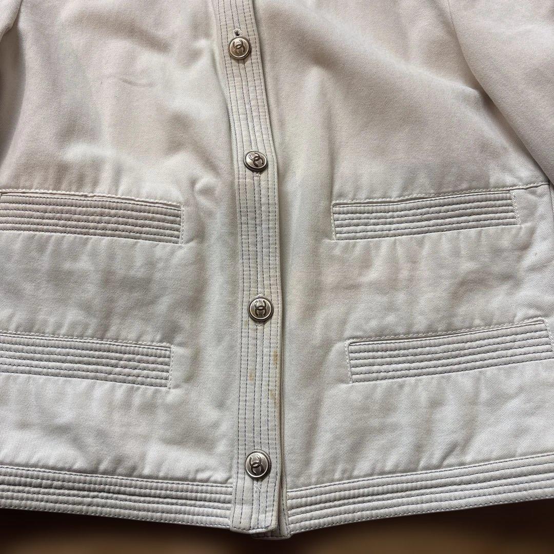 t*o様 CHANEL シャネル　ホワイト ノーカラーデニム　ジャケット