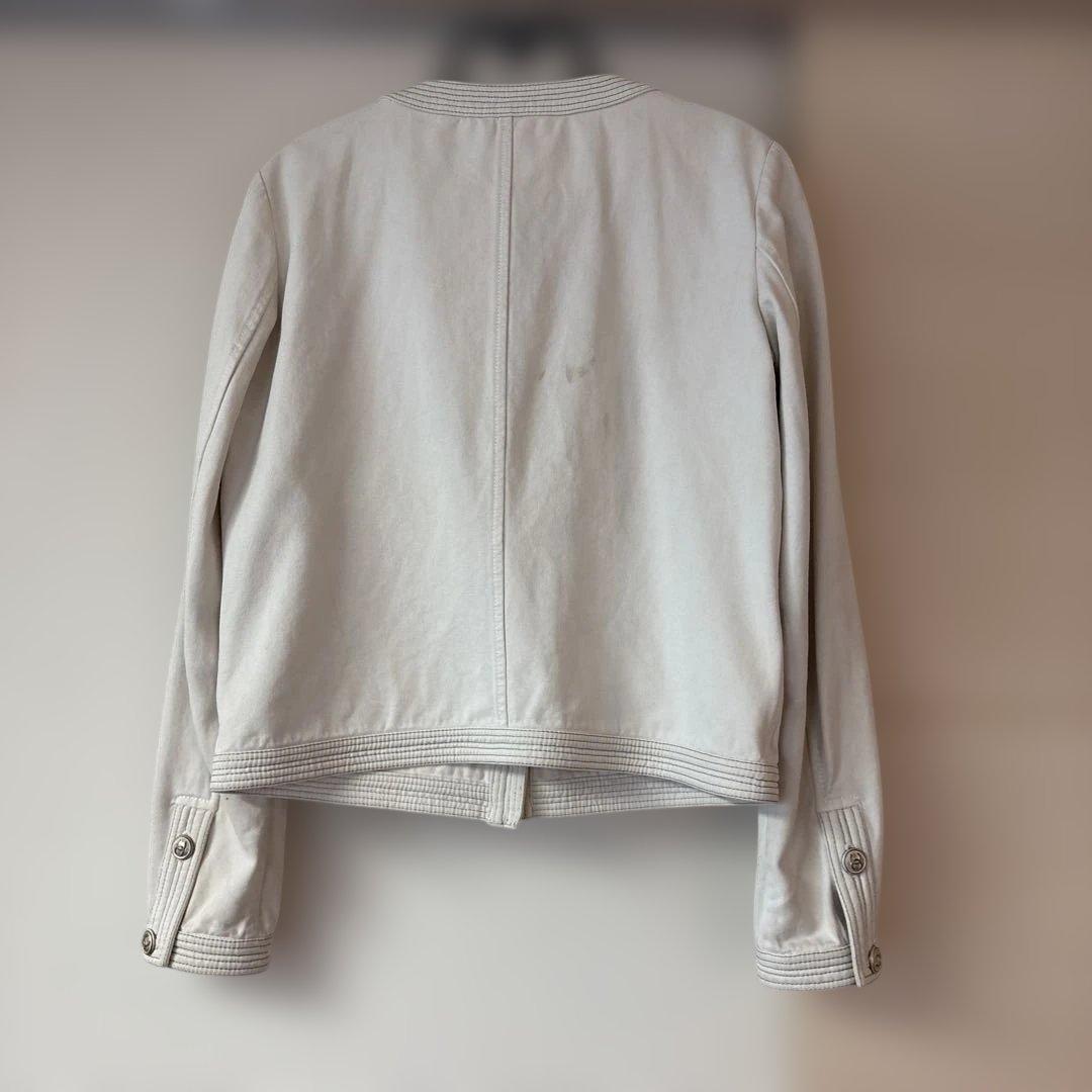 t*o様 CHANEL シャネル　ホワイト ノーカラーデニム　ジャケット