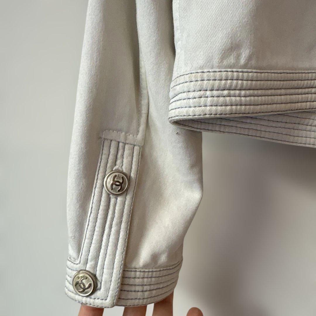 t*o様 CHANEL シャネル　ホワイト ノーカラーデニム　ジャケット