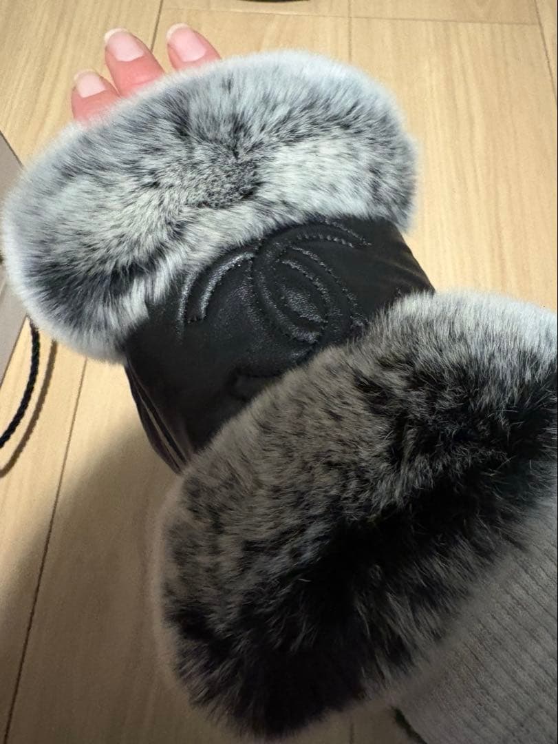 CHANEL ファー レザー 手袋
