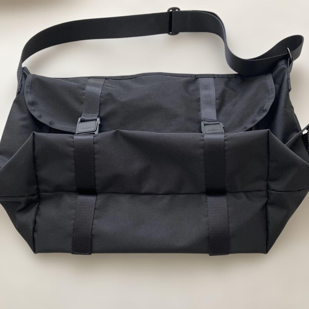 バッグ shinzone AMIACALVA MESSENGER BAG