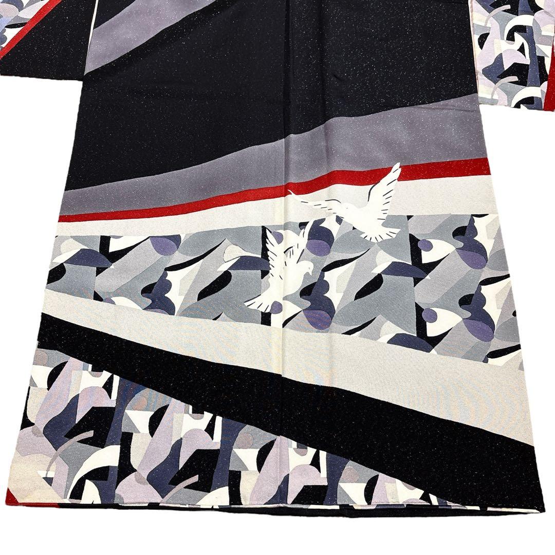 (う27) 銀河に舞う白鳩 ✦ 赤黒白グレーのモダンな幾何学模様振袖⑤点セット