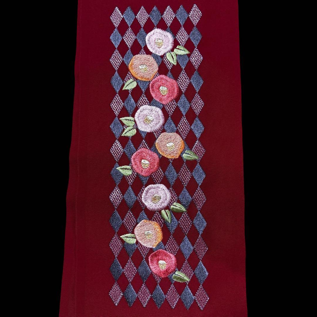 (う27) 銀河に舞う白鳩 ✦ 赤黒白グレーのモダンな幾何学模様振袖⑤点セット