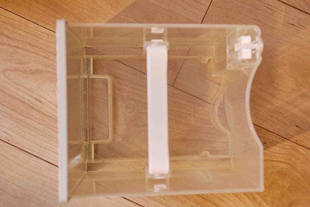 デザイン × 除湿力｜cado 除湿機 root 7100