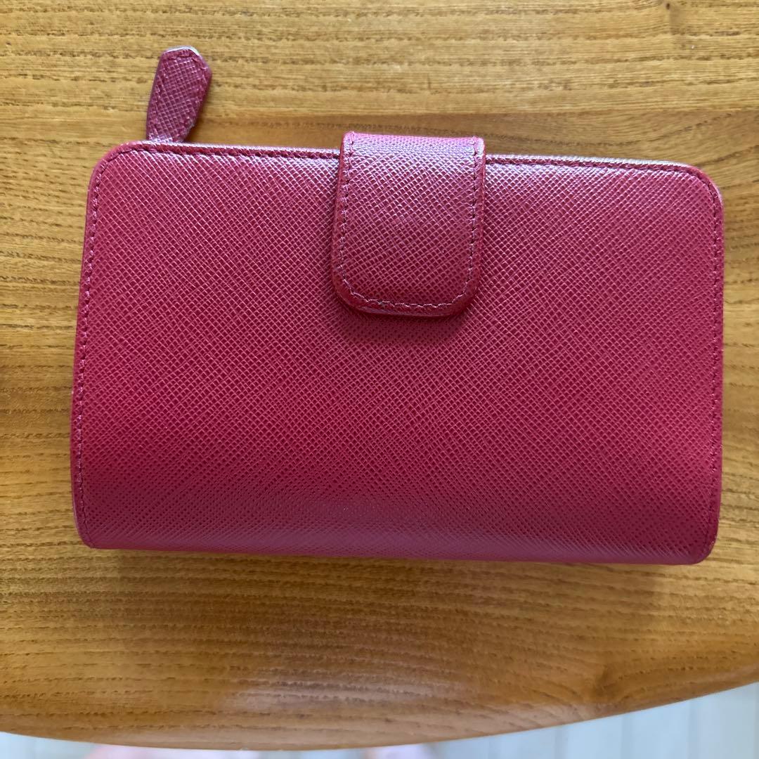 PRADA ピンク 二つ折り財布