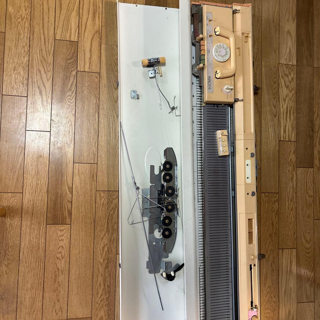 ブラザー太編機PUNCH9