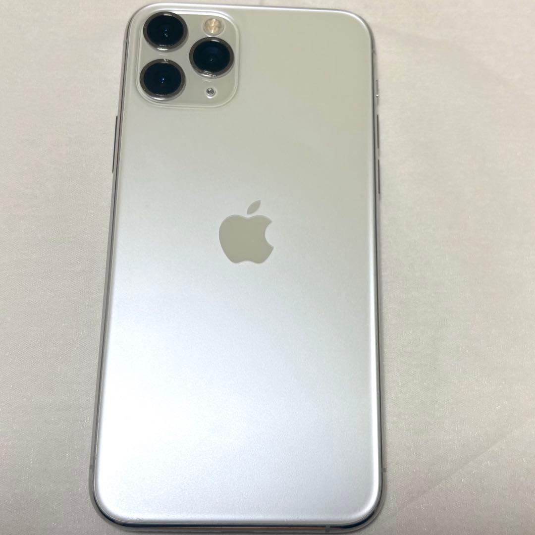 iPhone11 pro シルバー 256GB 本体