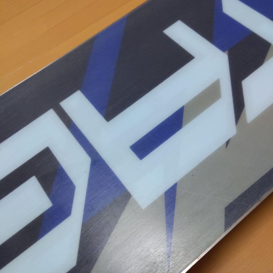 ヨネックス ネクステージ　サロモン アリバイ