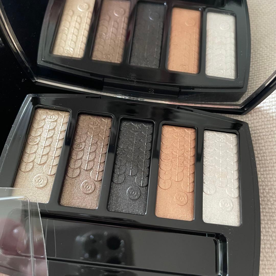 限定品　ホリデーコフレ　シャネル　ルミエールグラフィック　アイシャドウ
