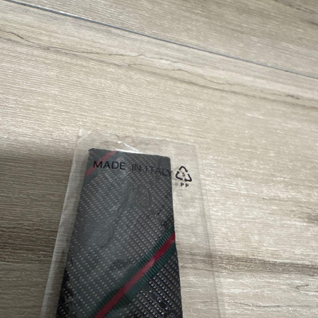 新品未使用品！GUCCI 黒 GGパターン ネクタイ