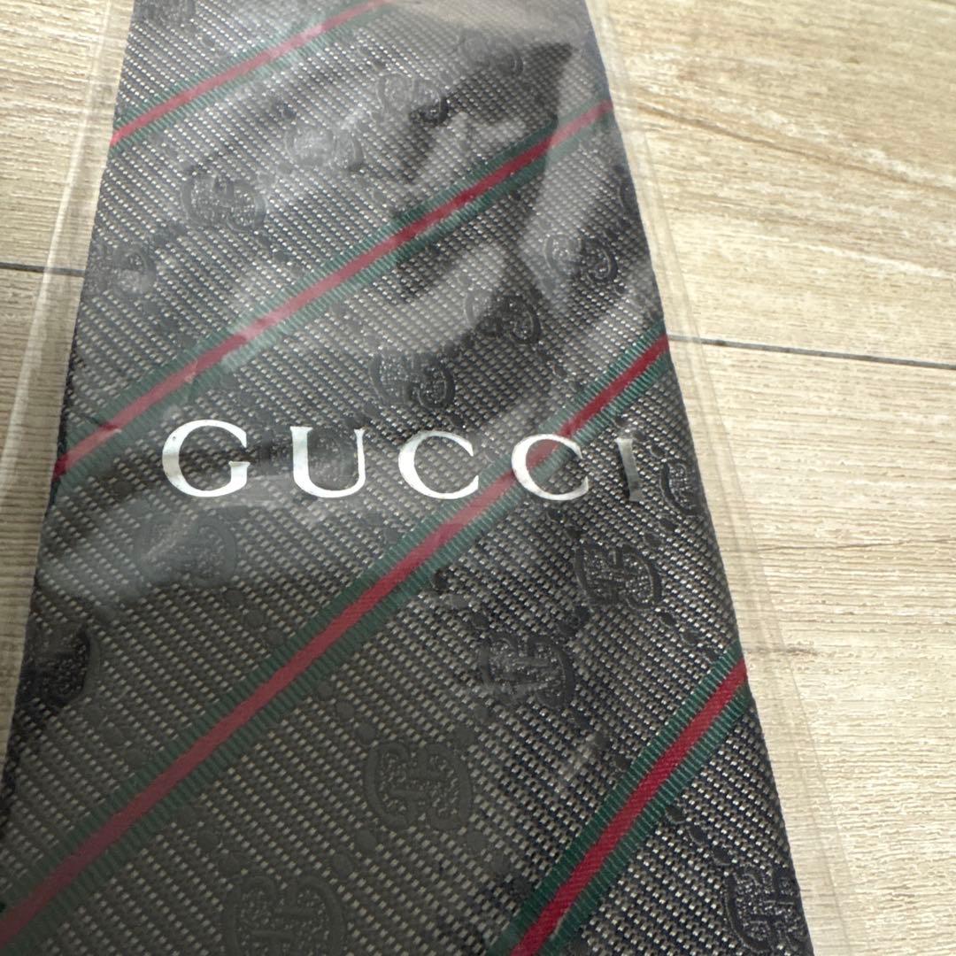 新品未使用品！GUCCI 黒 GGパターン ネクタイ