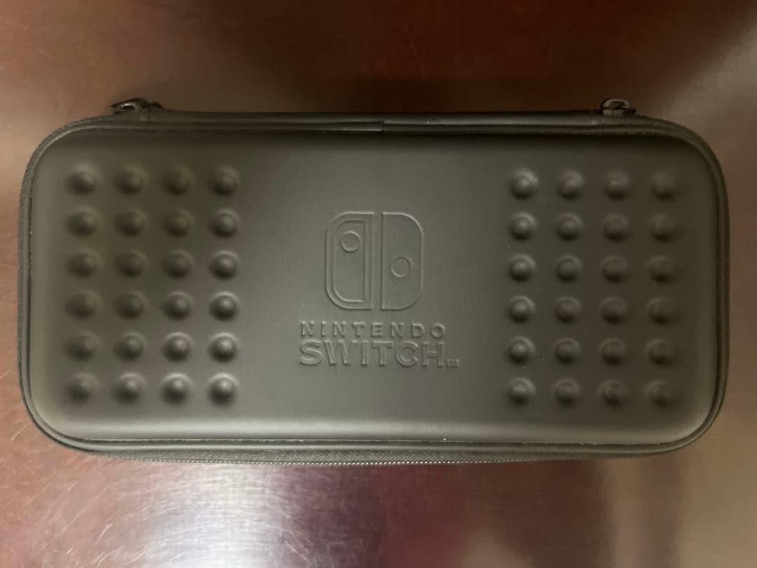Switch 本体(ケース、充電器付属)