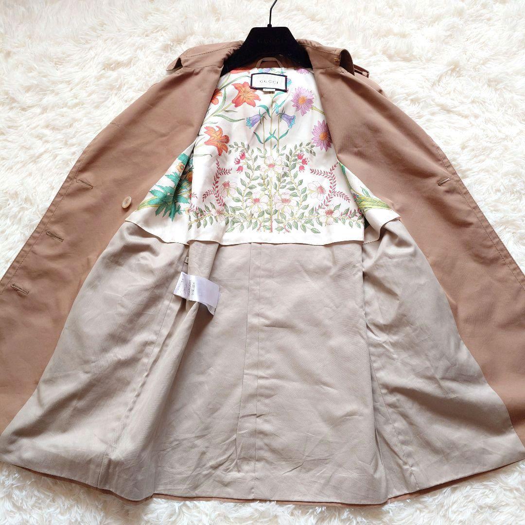近年モデル　GUCCI　グッチ　花柄　GGボタン　ゴールド　トレンチコート
