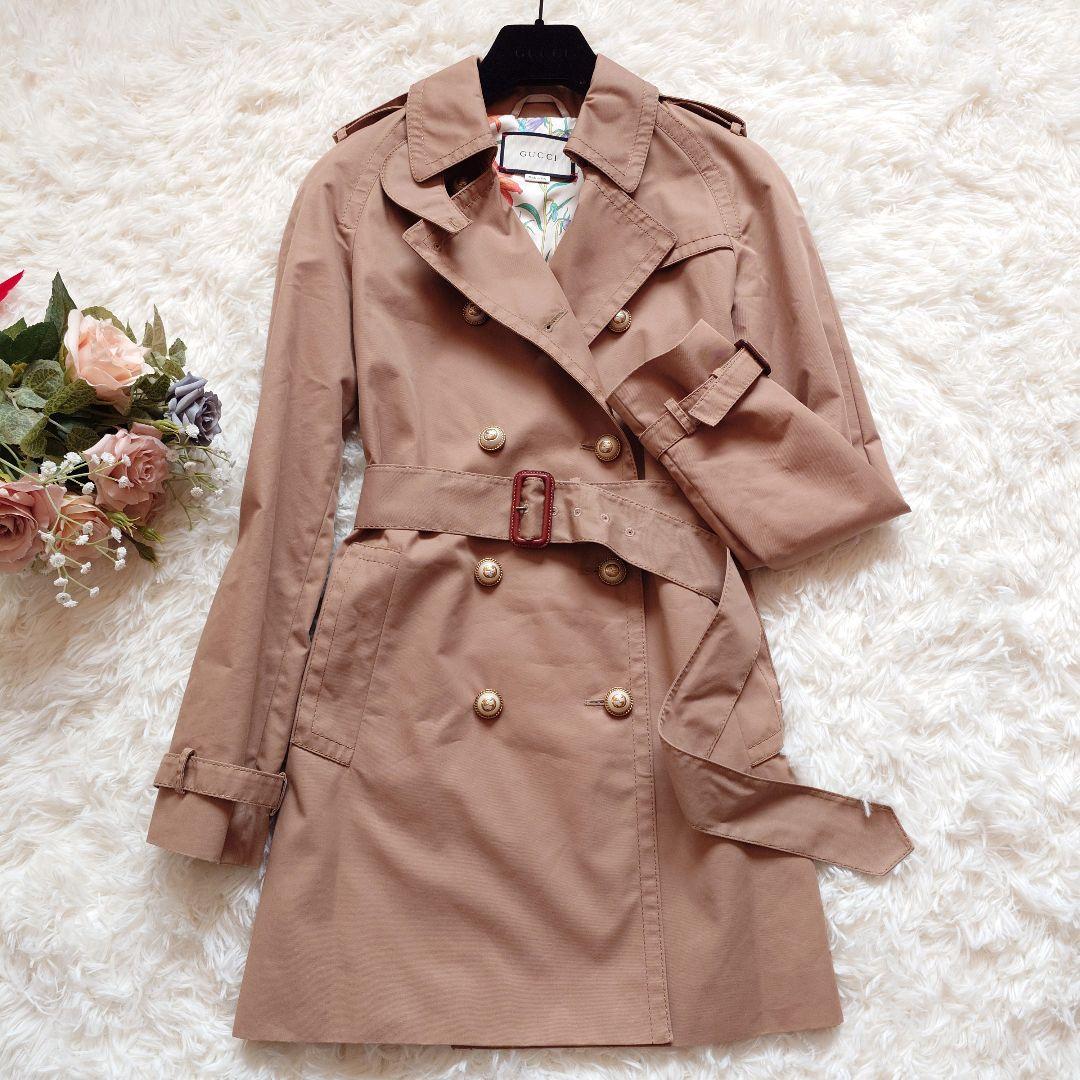 近年モデル　GUCCI　グッチ　花柄　GGボタン　ゴールド　トレンチコート