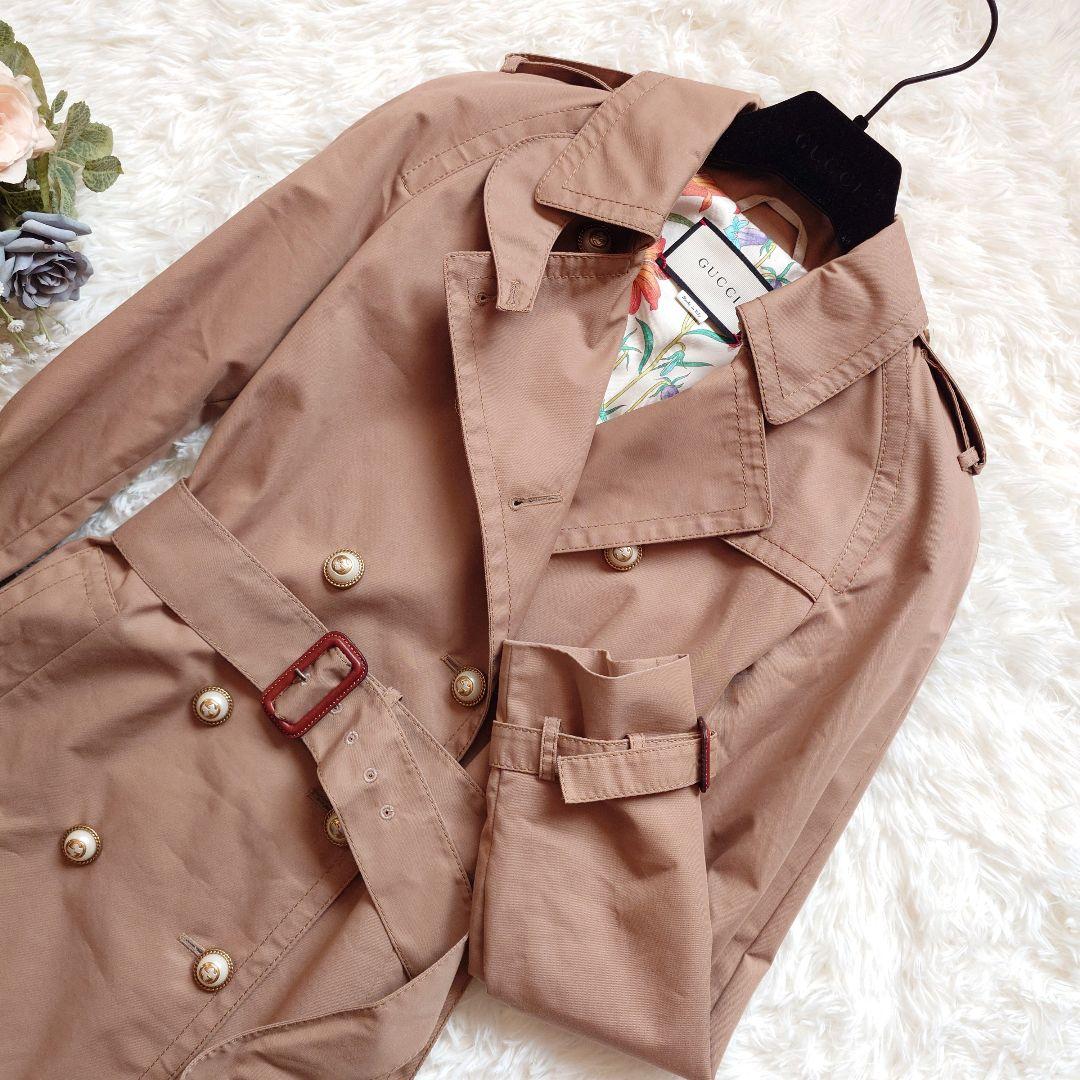 近年モデル　GUCCI　グッチ　花柄　GGボタン　ゴールド　トレンチコート
